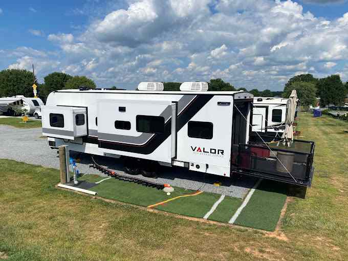 Yates RV Resort campground