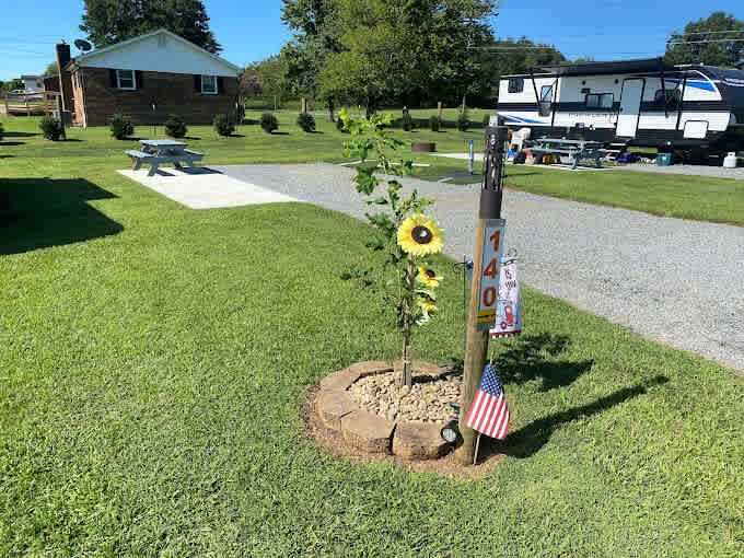 Yates RV Resort campground