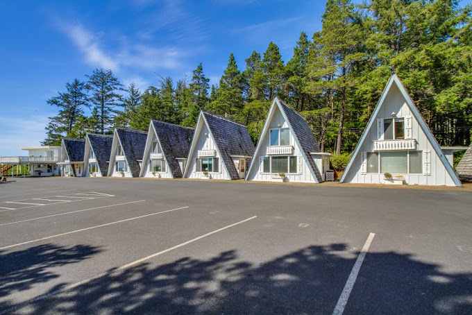 Alpine Chalets in Otter Rock by Vacasa