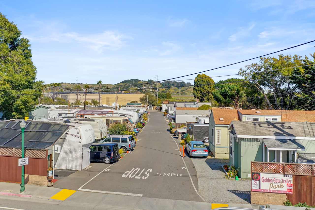 Golden Gate Trailer Park