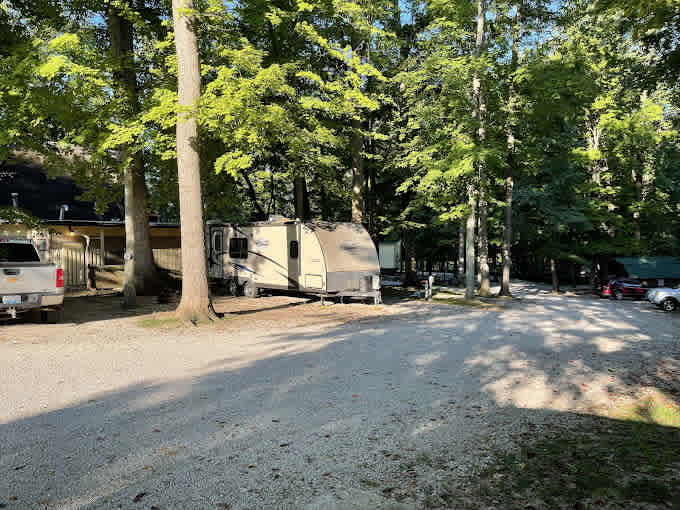 Elizabethtown Crossroads RV Park & Campgrounds - Getaway Retreats