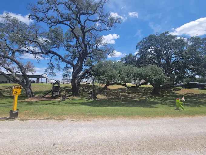 Three Oaks RV Resort
