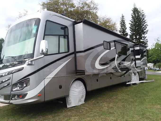 Lettuce Lake Travel Resort