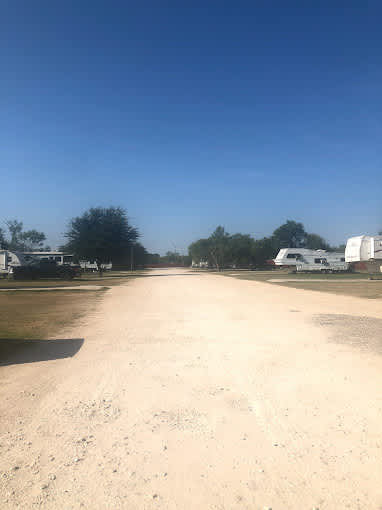 A-Rustic Oaks Park