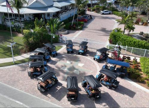 Everglades Isle Motorcoach Retreat