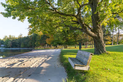 School Section Lake Veteran's Park