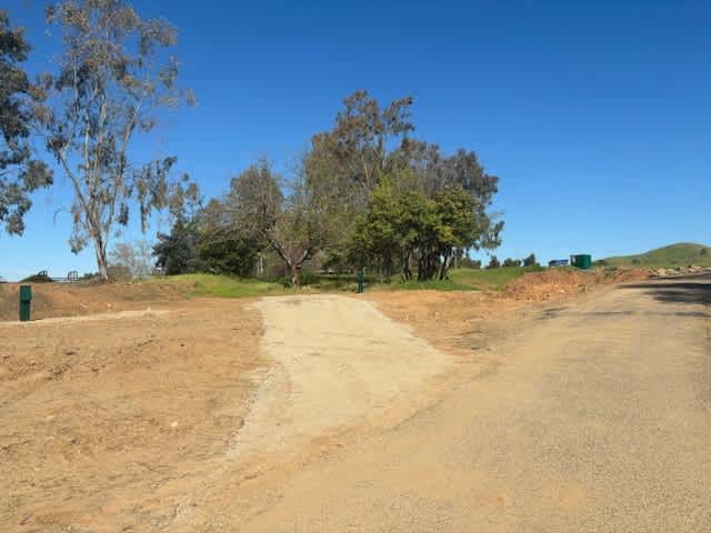 Daily Premium Rv Park Site Fee (W/ 50 Amp Hookups) A 001,003,005