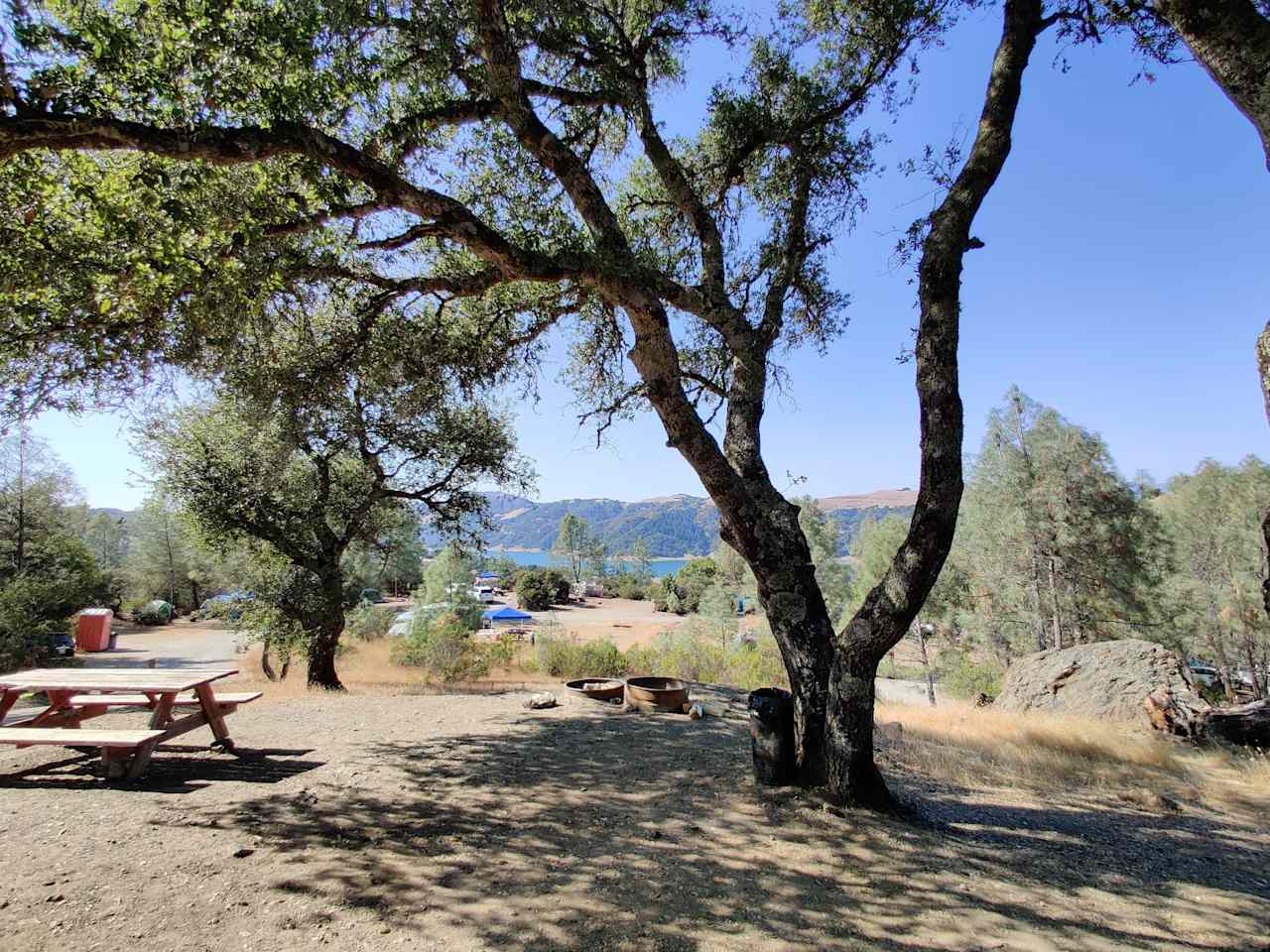 Lakeview Campsite 6