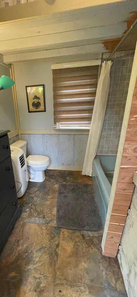 Indoor bathhouse 