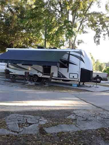 Horne Lake RV Resort
