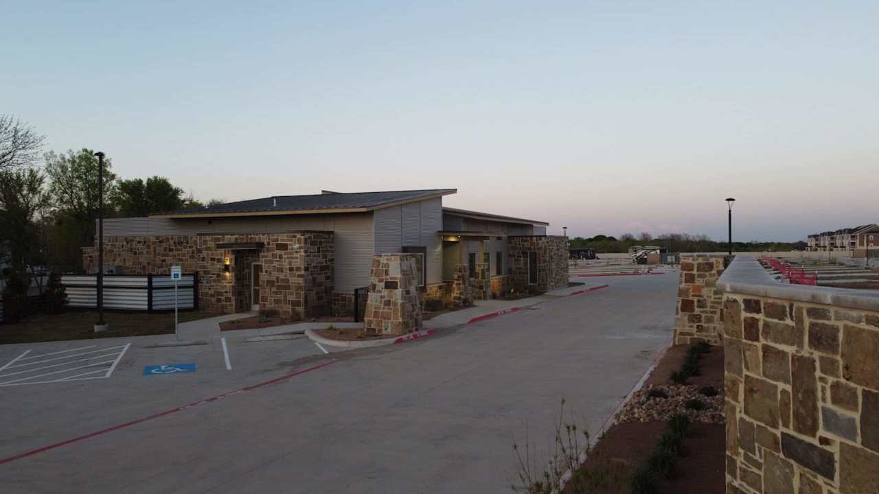 Ennis Luxury RV Resort