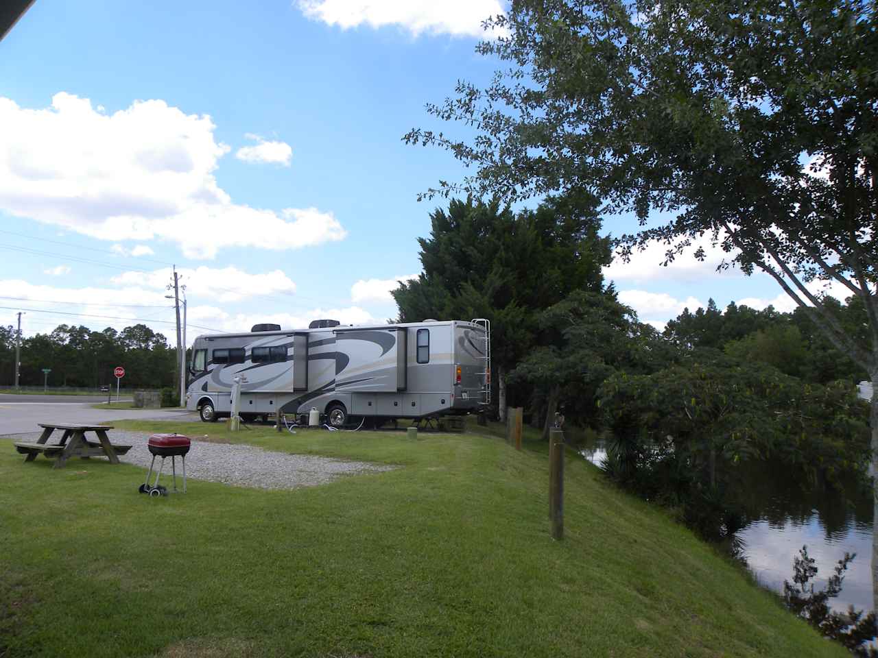 Rv Site Back-In Waterfront West
