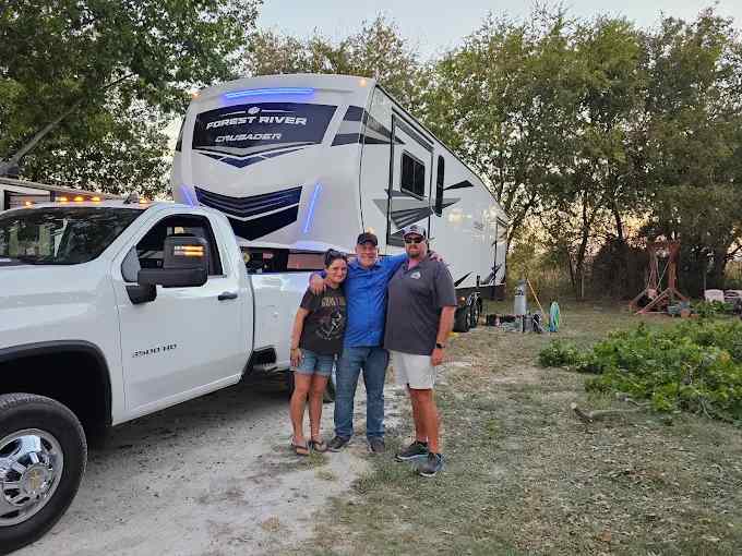Hooves N Wheels RV Park