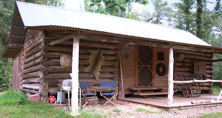Ethridge Farm, Log Cabin Bed and Breakfast