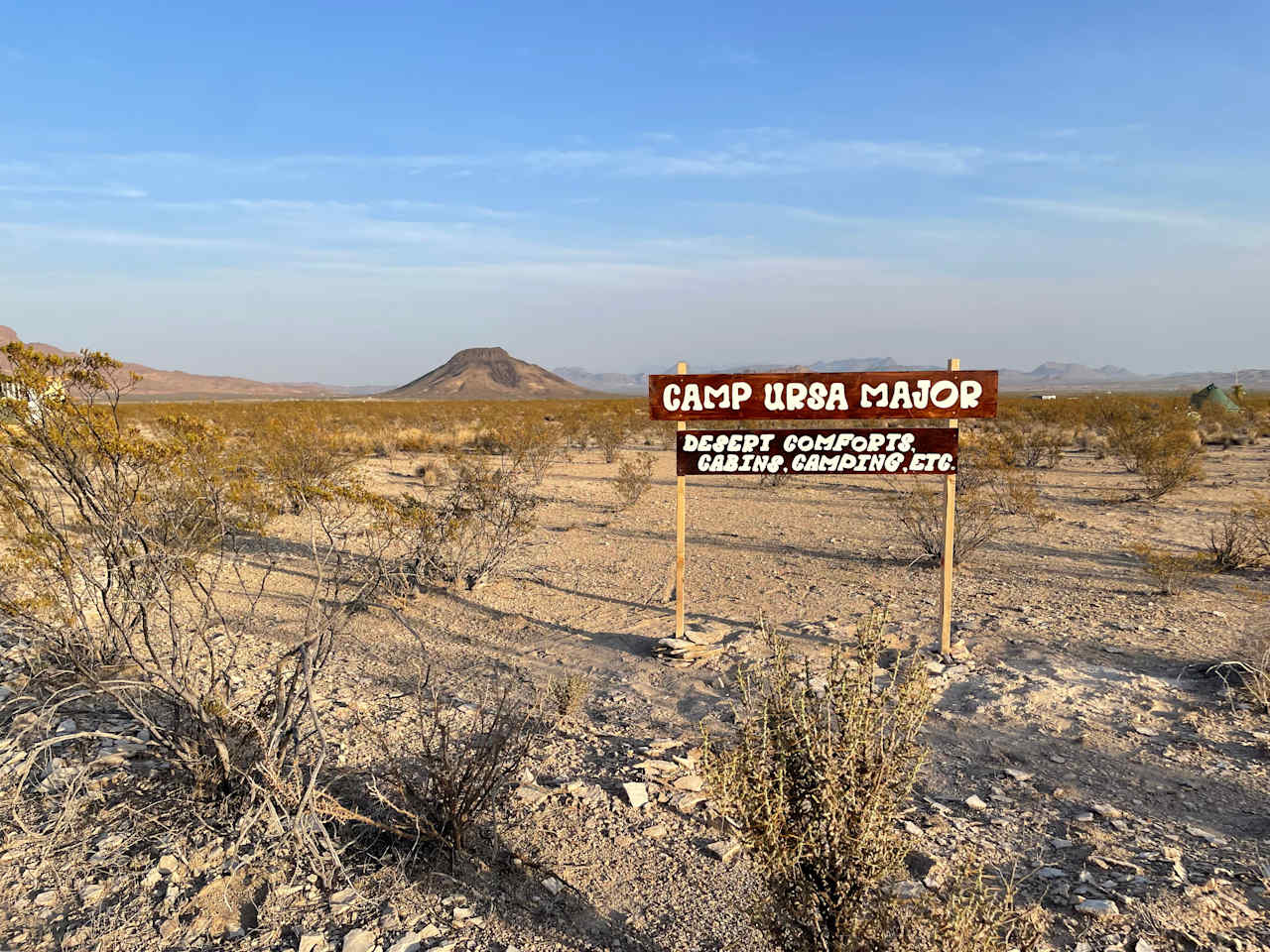 The sign signaling the entrance to the campground. 