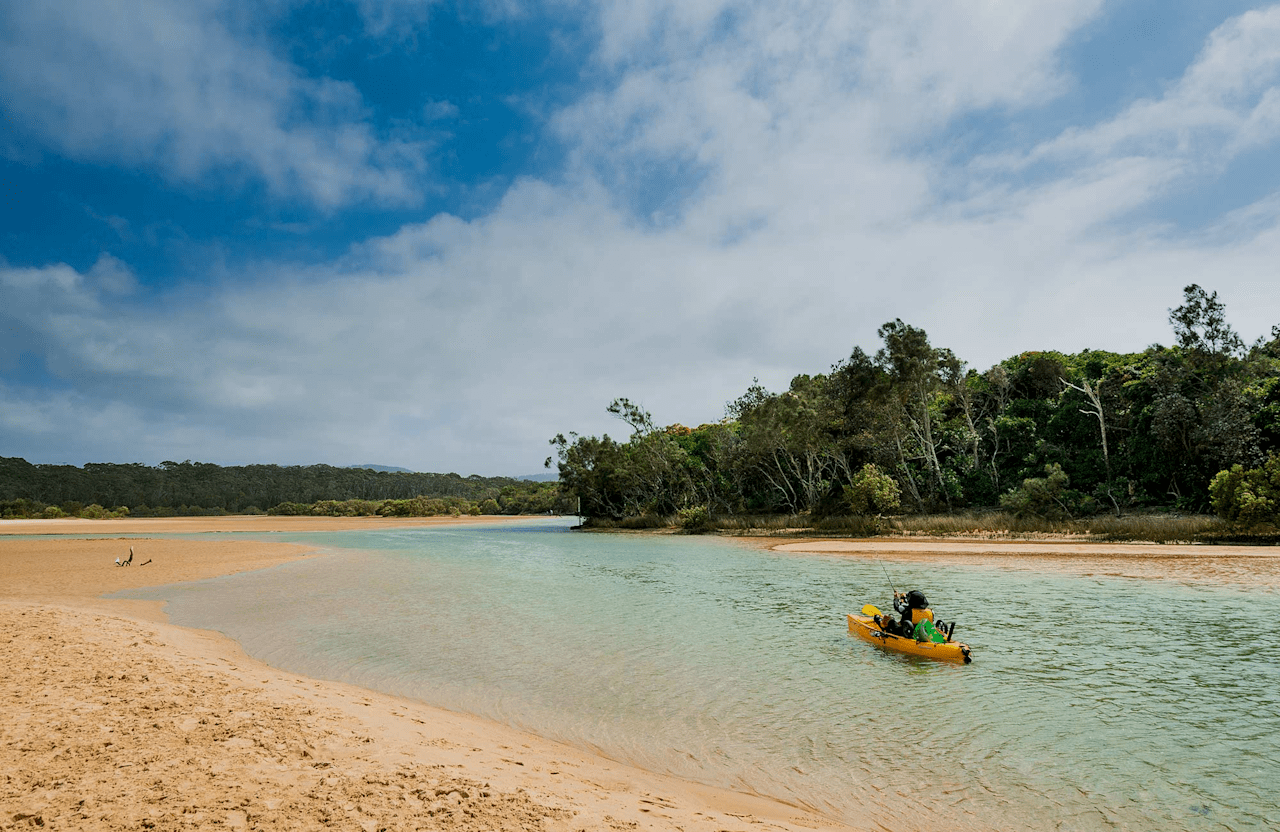 Moonee Beach & Creek 8 mins drive