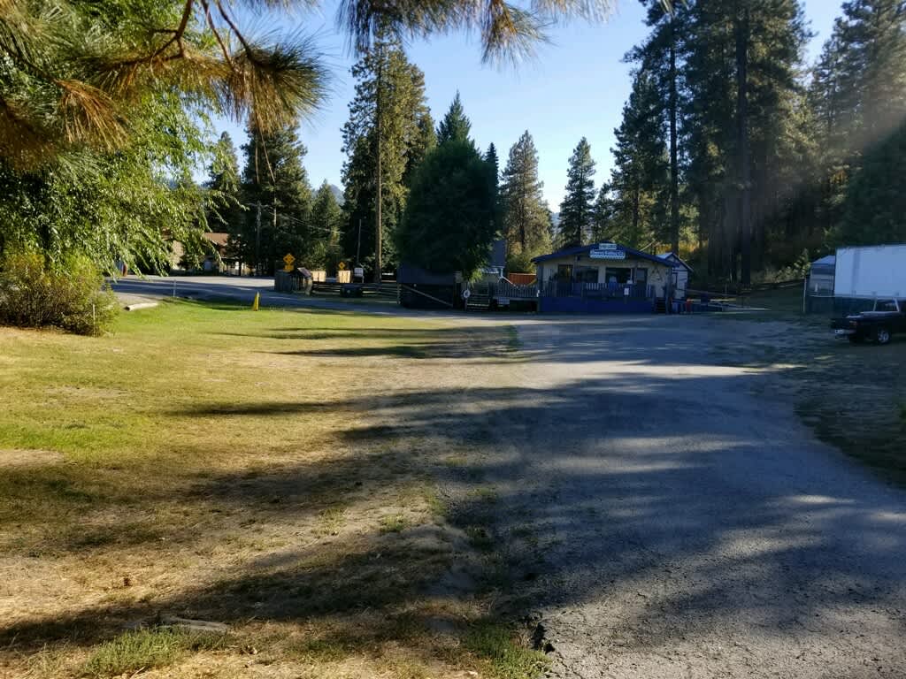 Osprey RV Raft & Ski Camp Hipcamp in Leavenworth, Washington