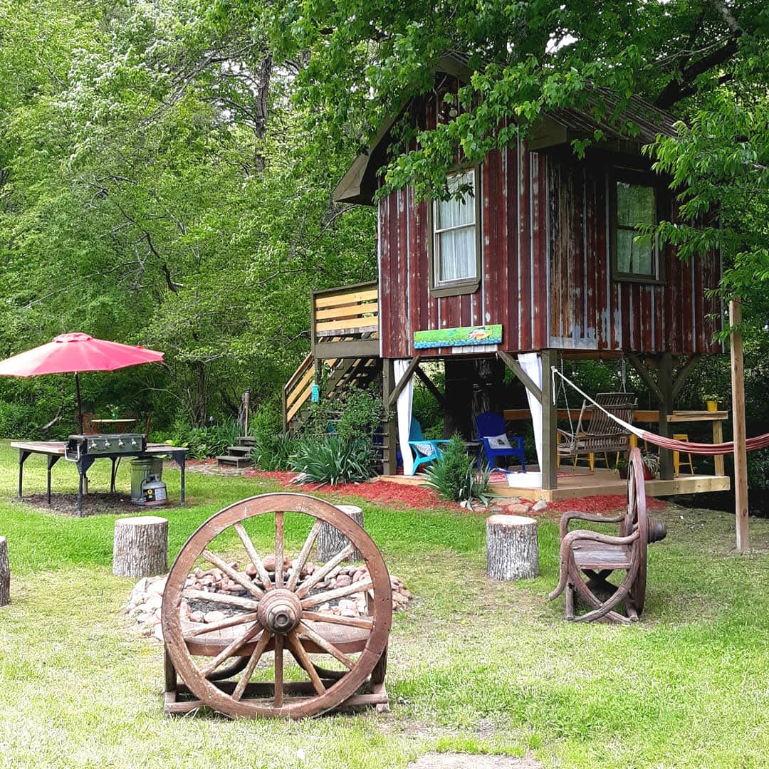 Creekside Glamping Treehouse Hipcamp in Murphy, North Carolina