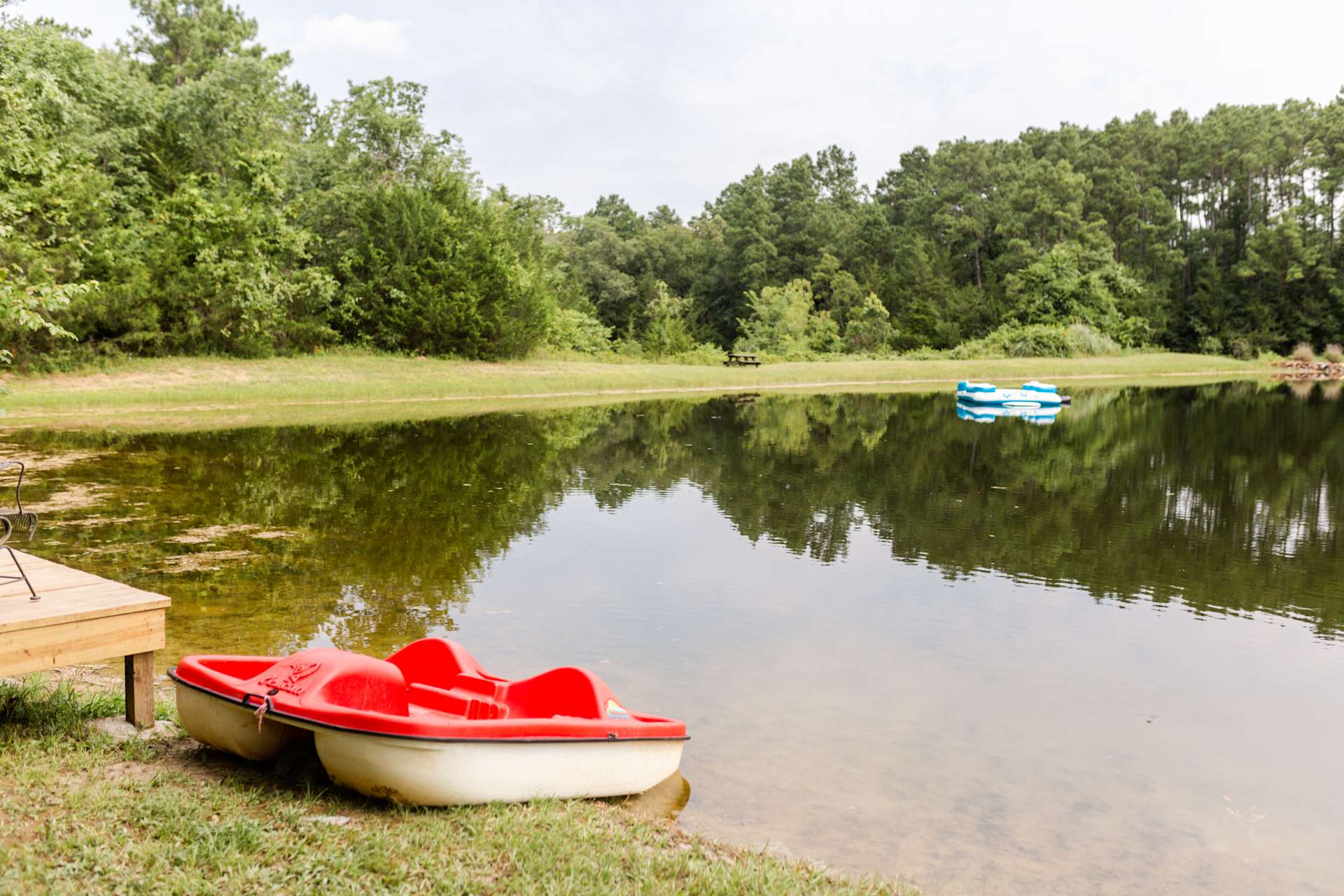 The Honey Hole Hipcamp in Point Blank, Texas