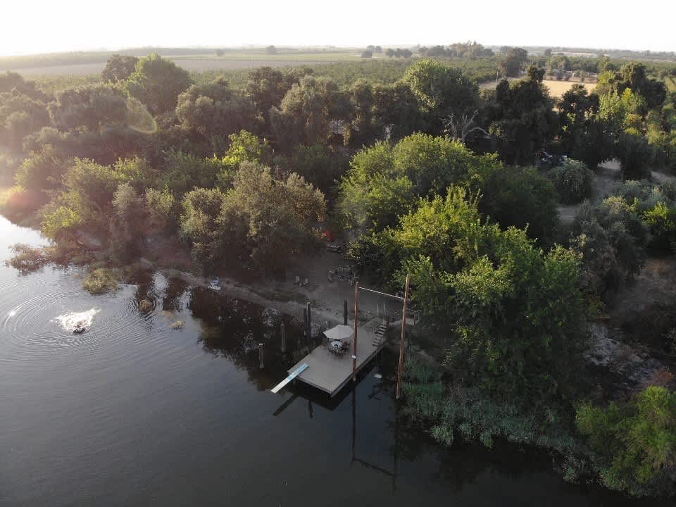 Country Comfortable Hipcamp in Laton, California