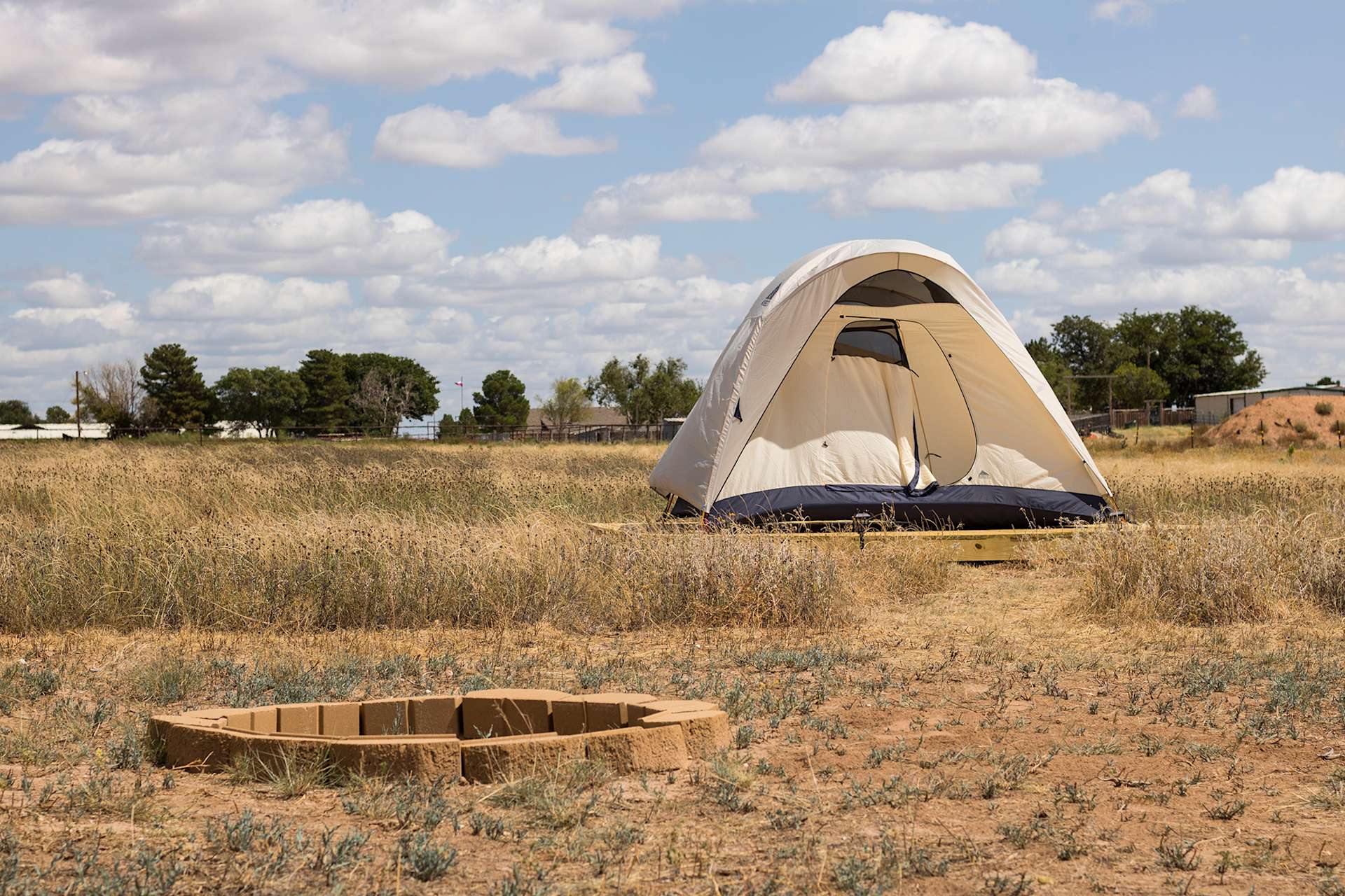 Farmhouse Flatland Hipcamp in Lubbock, Texas
