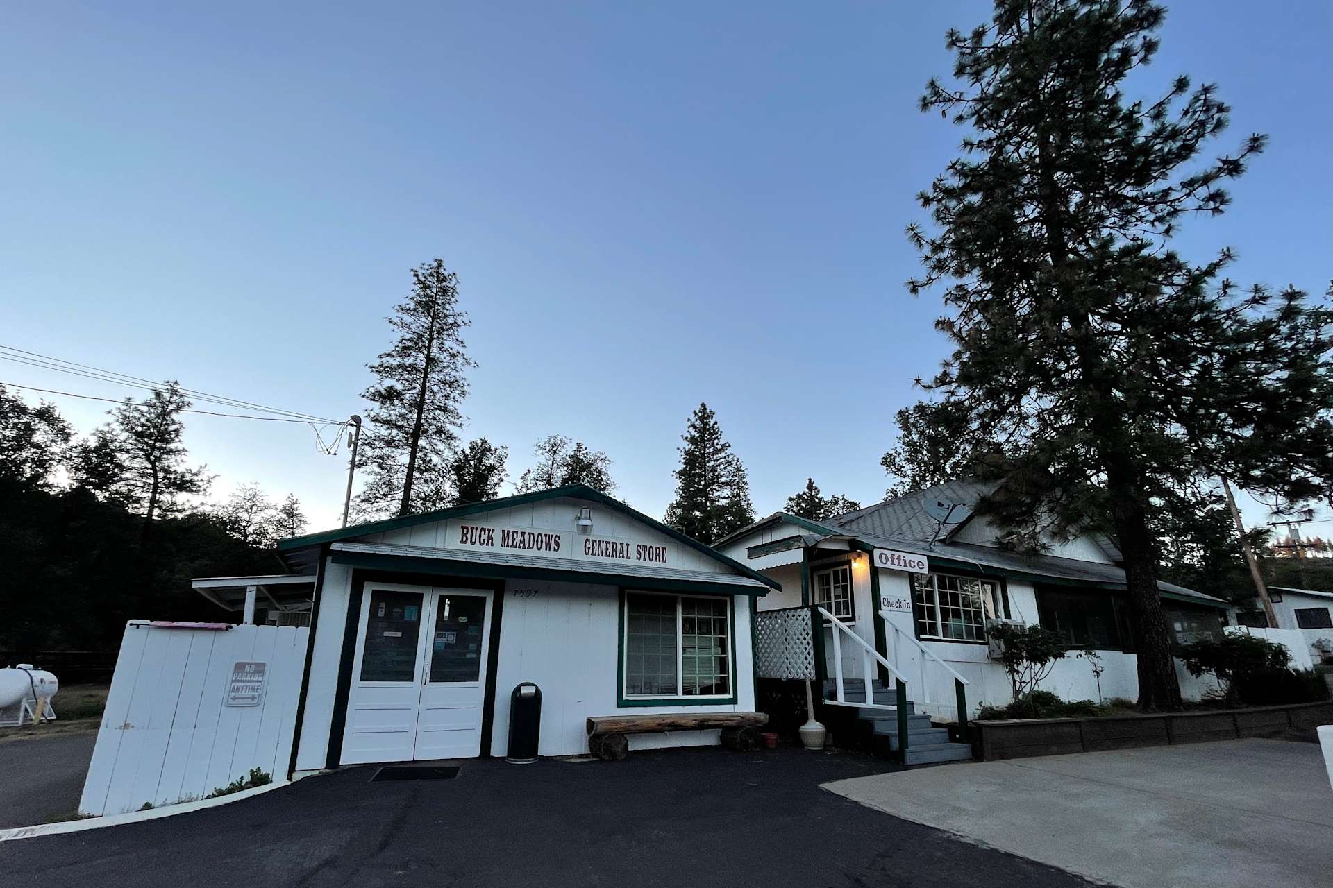 Yosemite Ridge Basecamp Hipcamp in Groveland, California