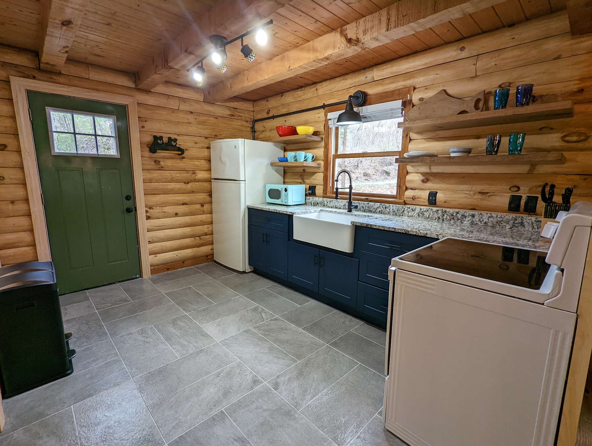 Cabin at Pond Eddy Hipcamp in Matamoras, Pennsylvania