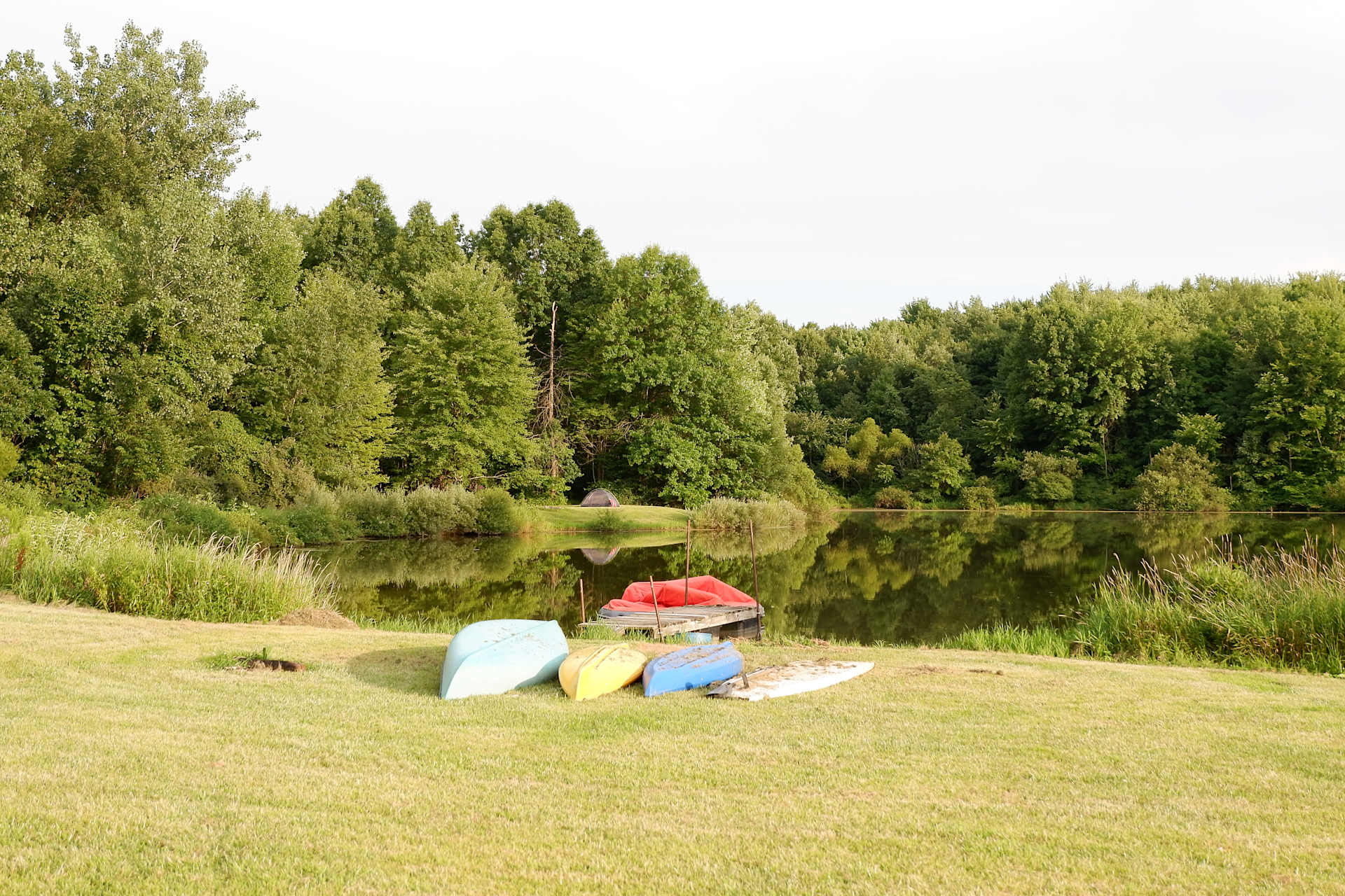 The pond is quite large and had a canoe, two kayaks and a paddleboard for us to use