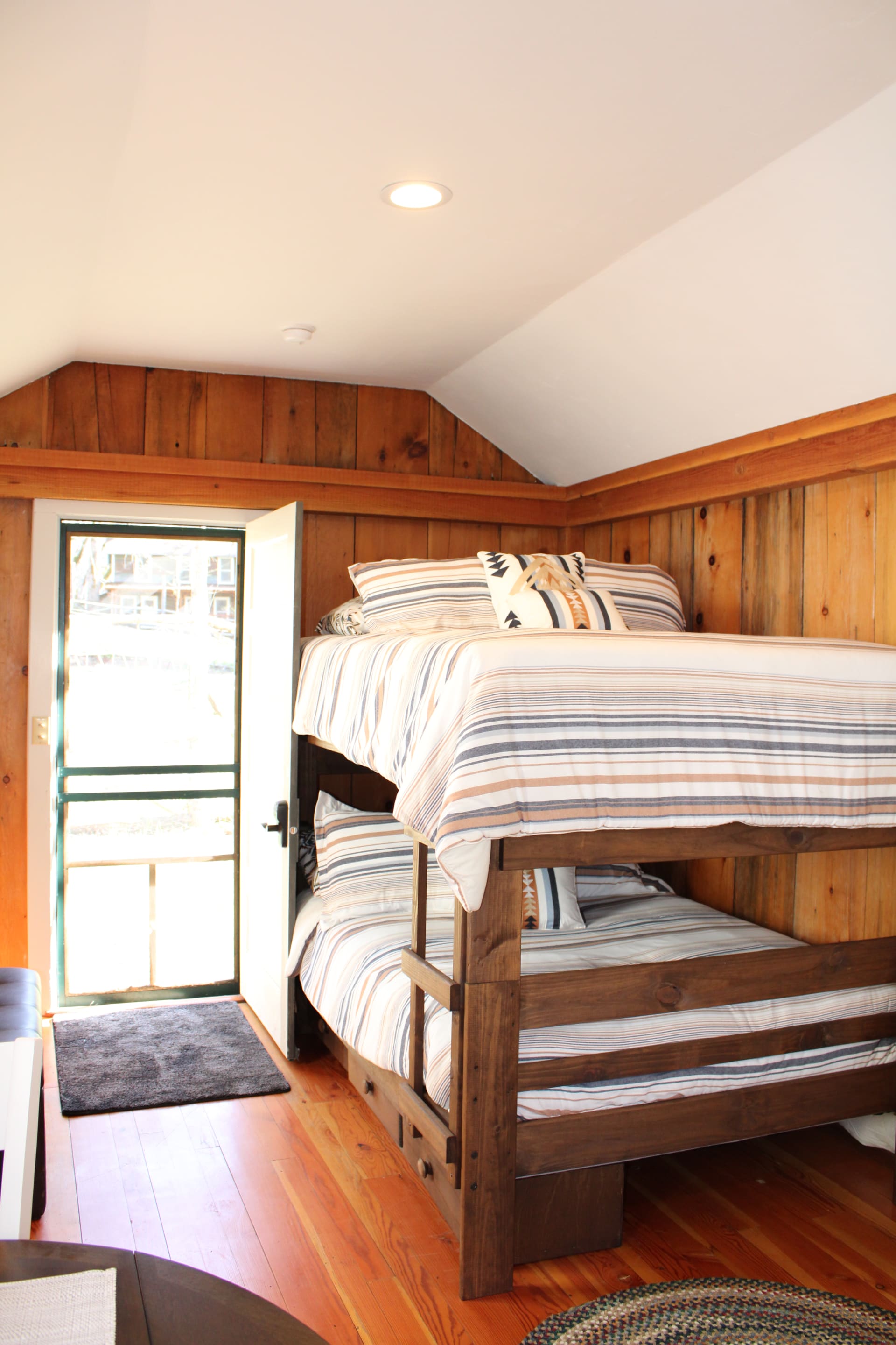 Full-over-full bunk bed. 