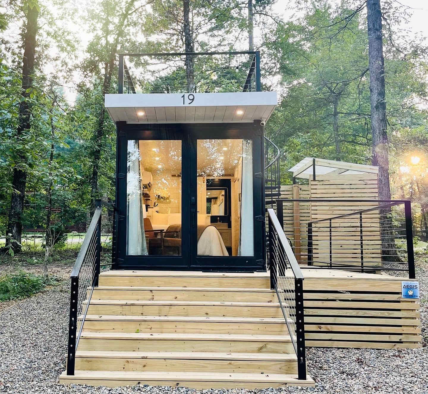 Happy Place Cabins - Photo 3