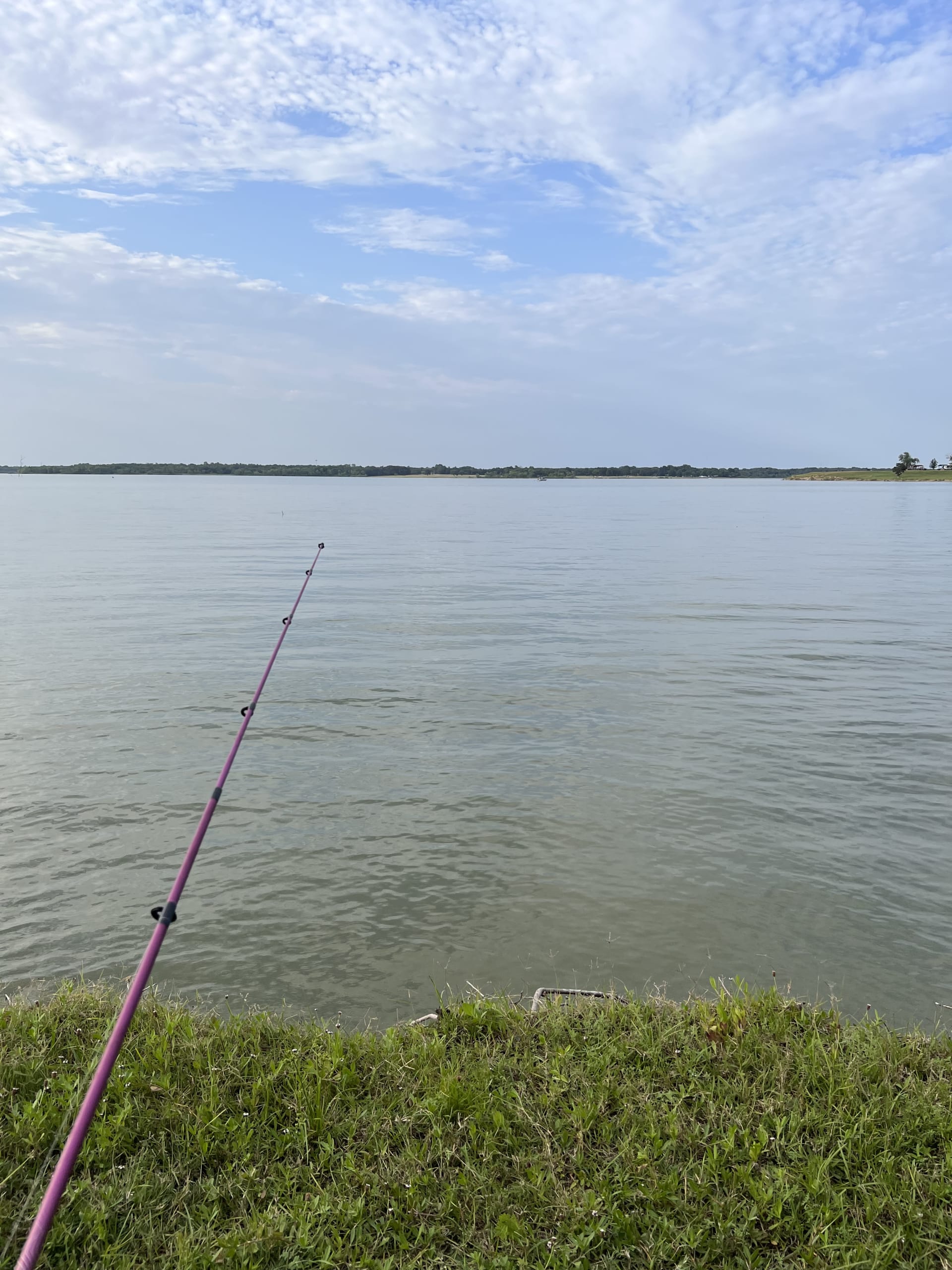 Kerens Vacation Rental w/ On-Site Fishing Pier! - Lofts for Rent