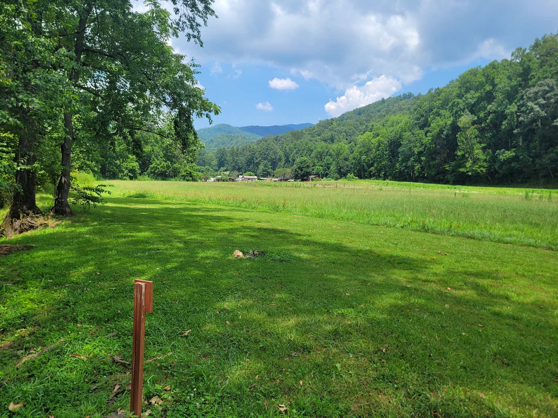 Mountain Riders Riverfront Camping