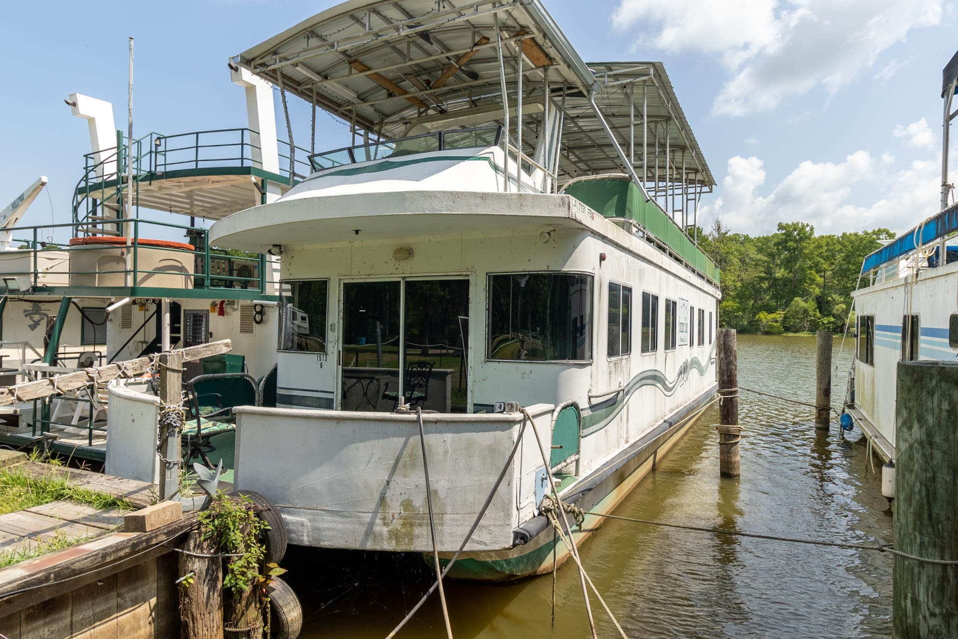 Inside Off-Grid Houseboat Life - Camp in Louisiana Swamp