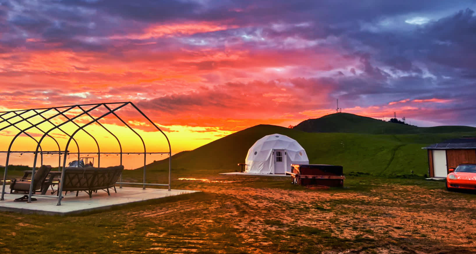 Sunrise & Sunset storybook Retreat