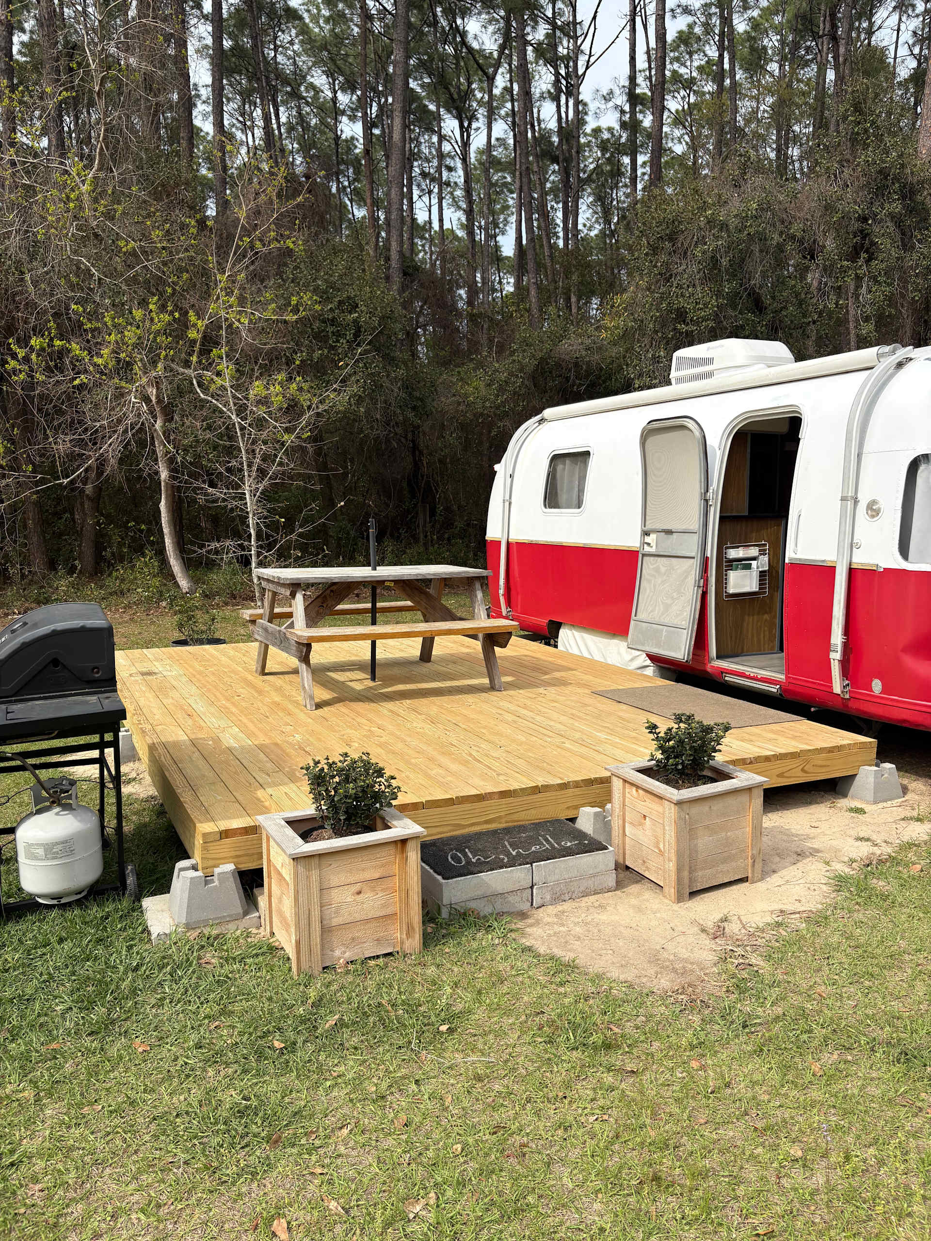 Airstream Gypsy Hideaway - Photo 3