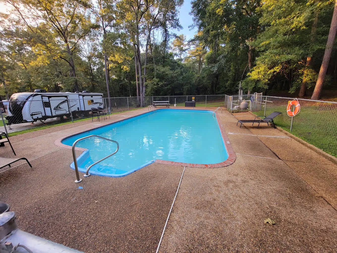 Sleepy Hollow RV Park - Photo 2