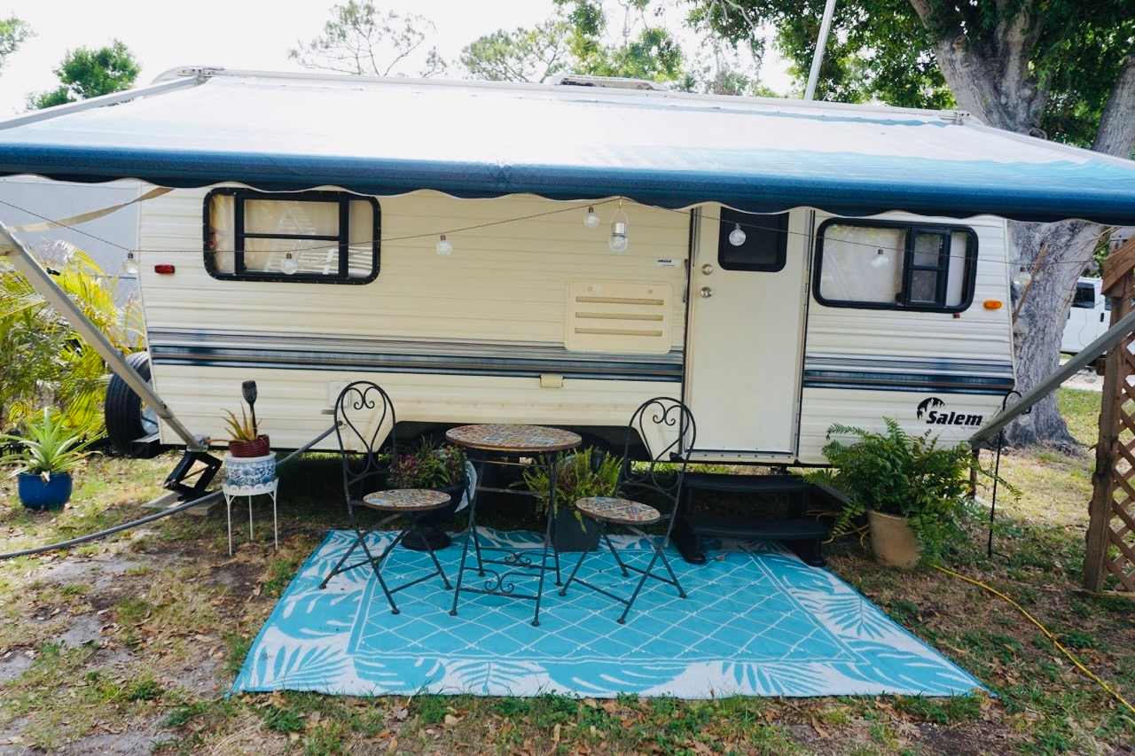 Cocoanut Camper - Photo 2
