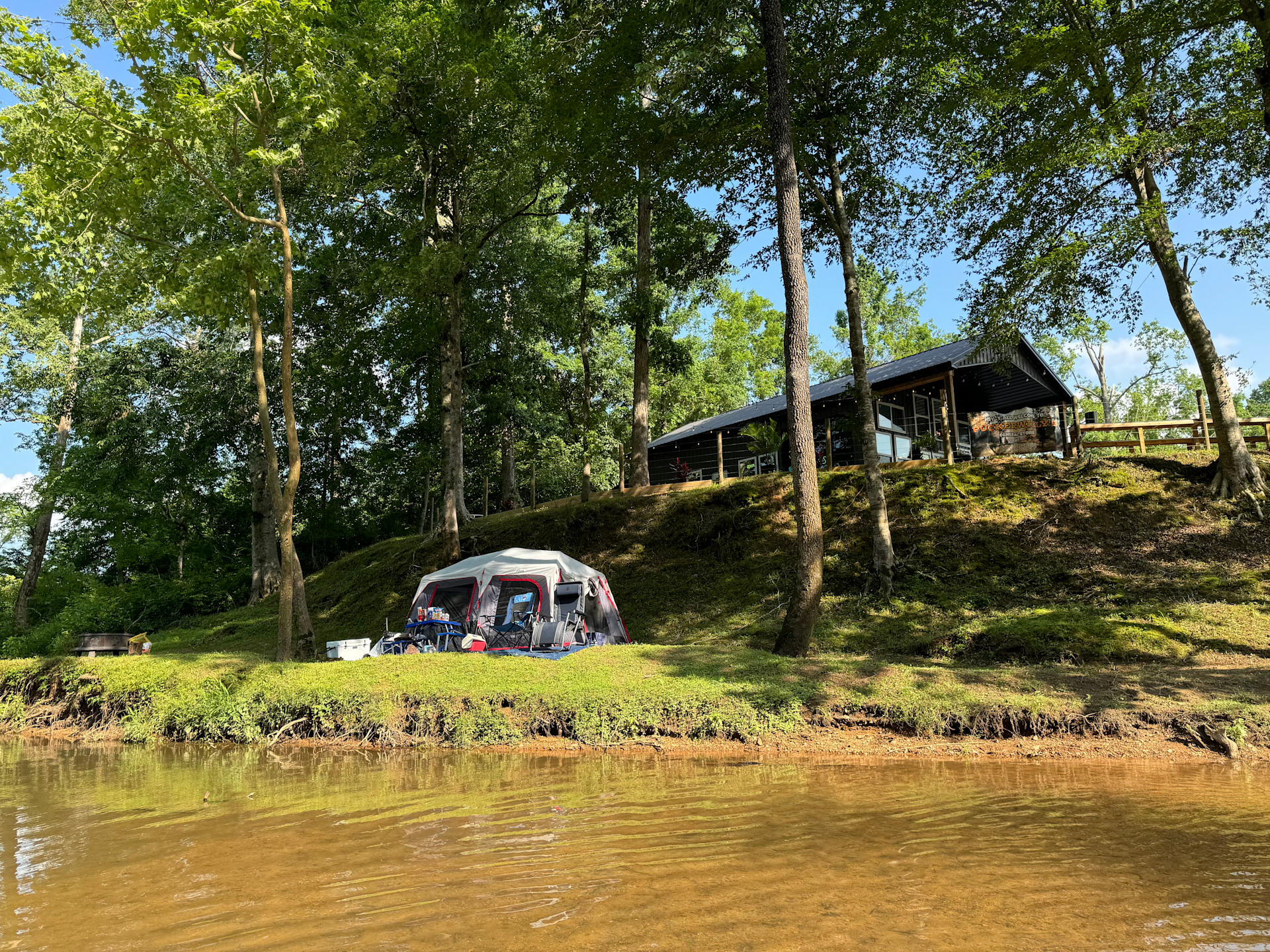 Seven Pines River Resort