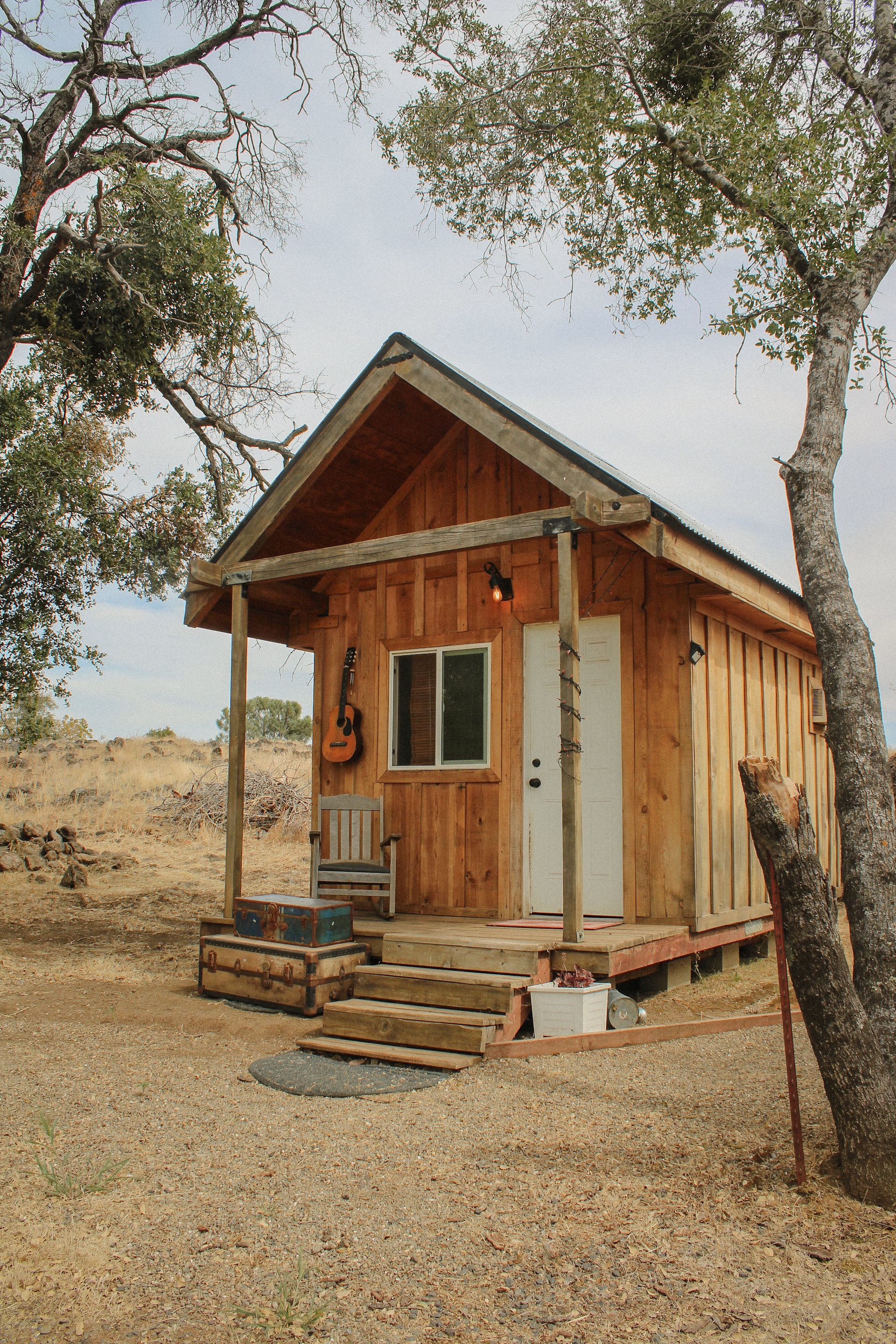 Cabins on the property offer a spacious one bedroom accomidation