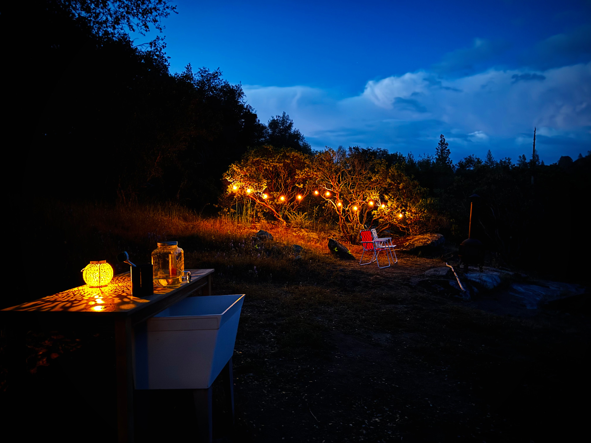 Swimming + Stargazing Near Yosemite