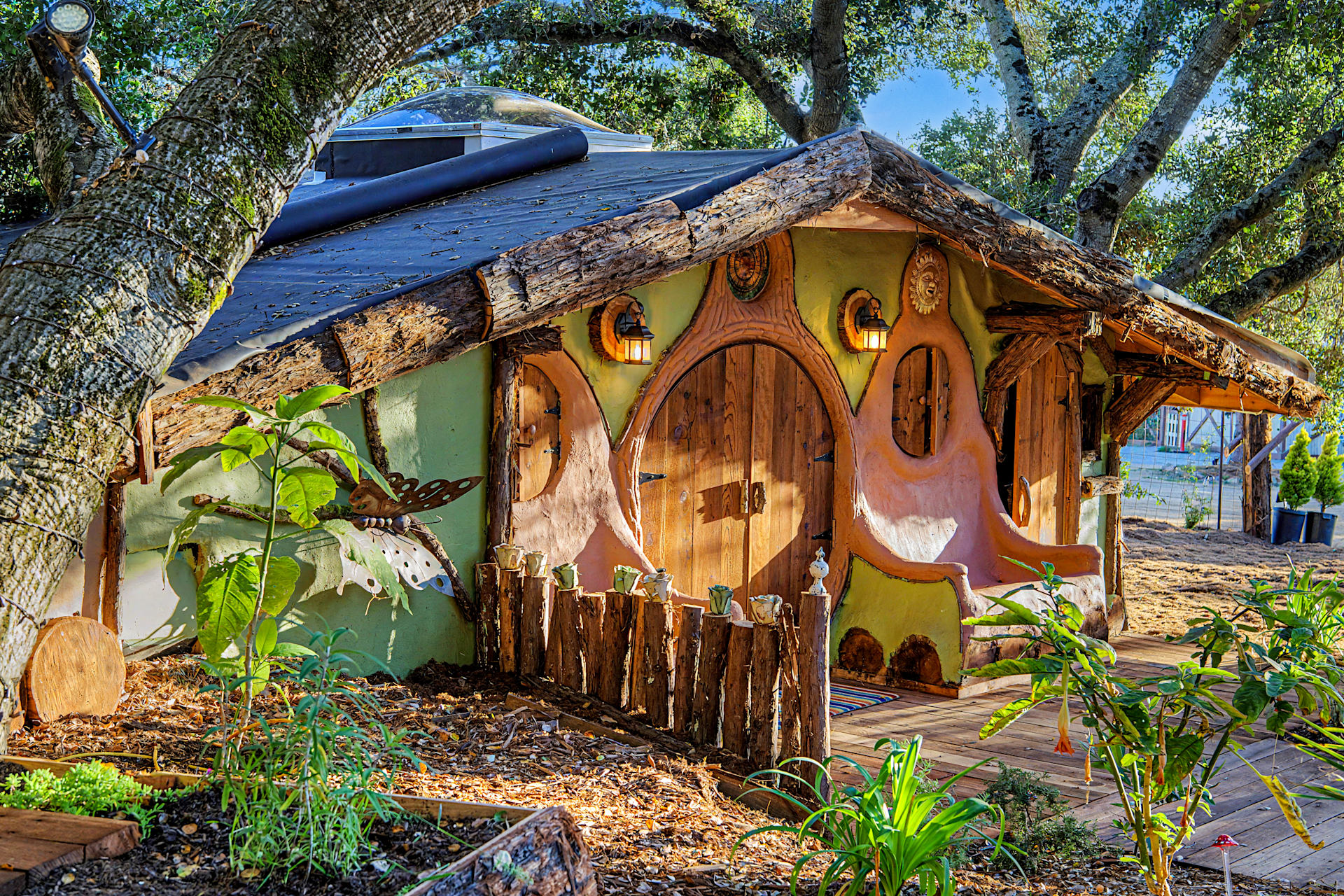 The Hobbit Hideout