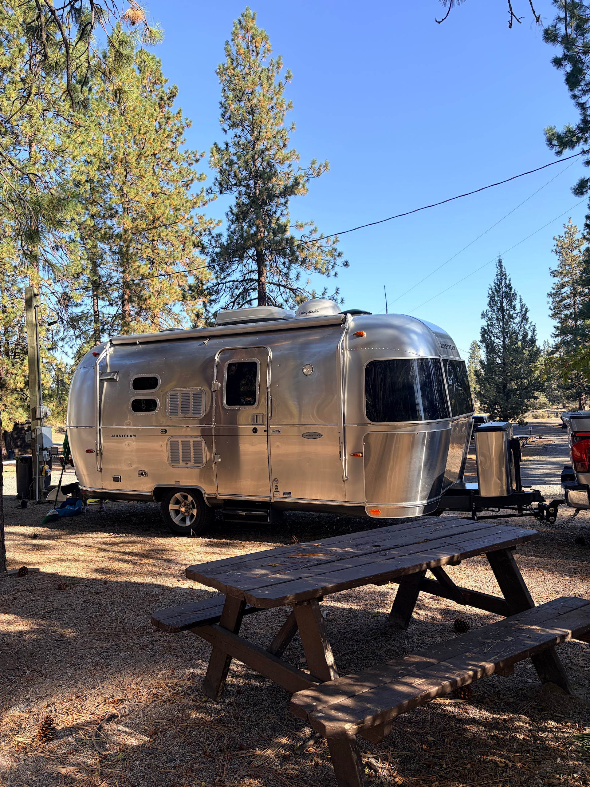 Hawk's Nest RV & Cabin Park