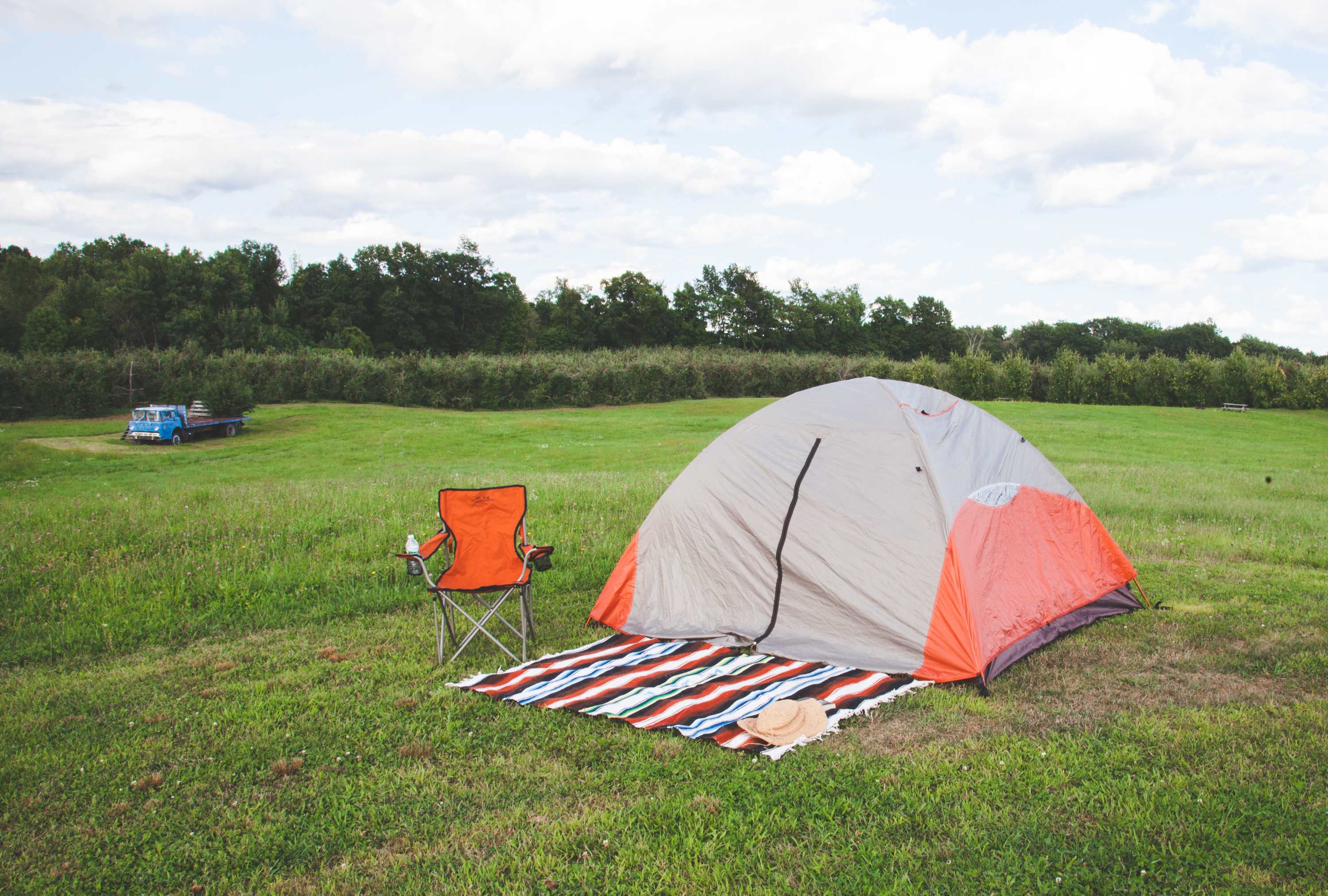 Setting up my tent on the top of the Stonehenge site!