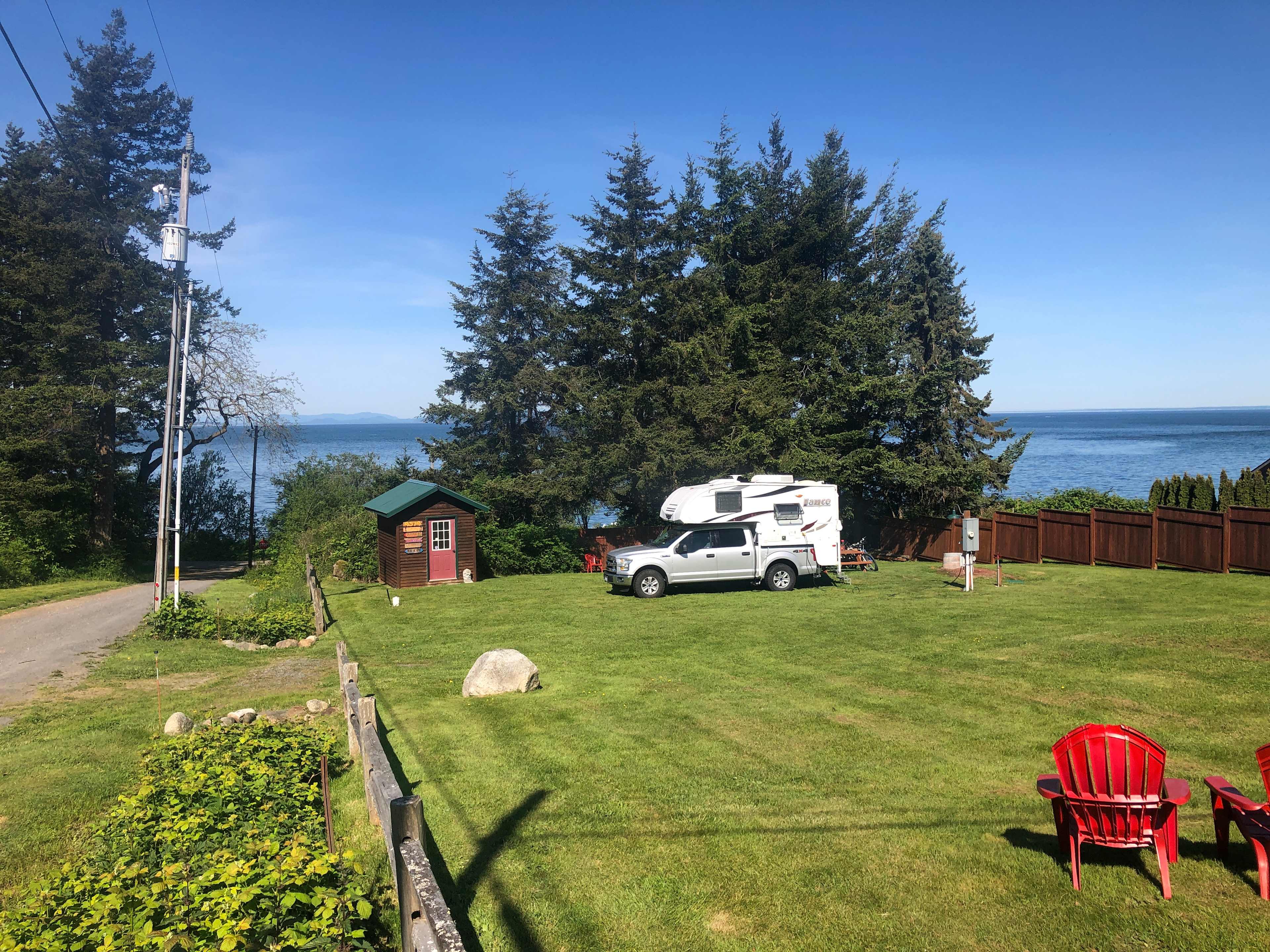 Bob and Rose's RV Pumpkin Patch