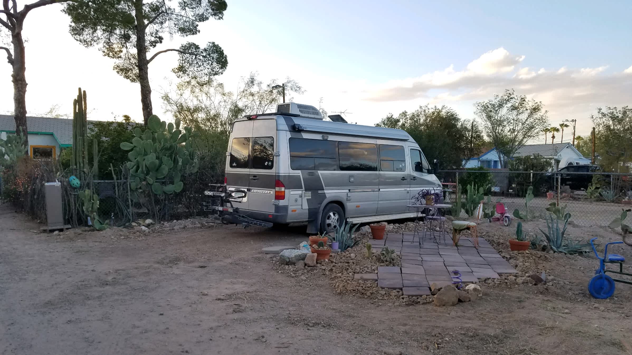 Sonora courtyard in historic Menlo