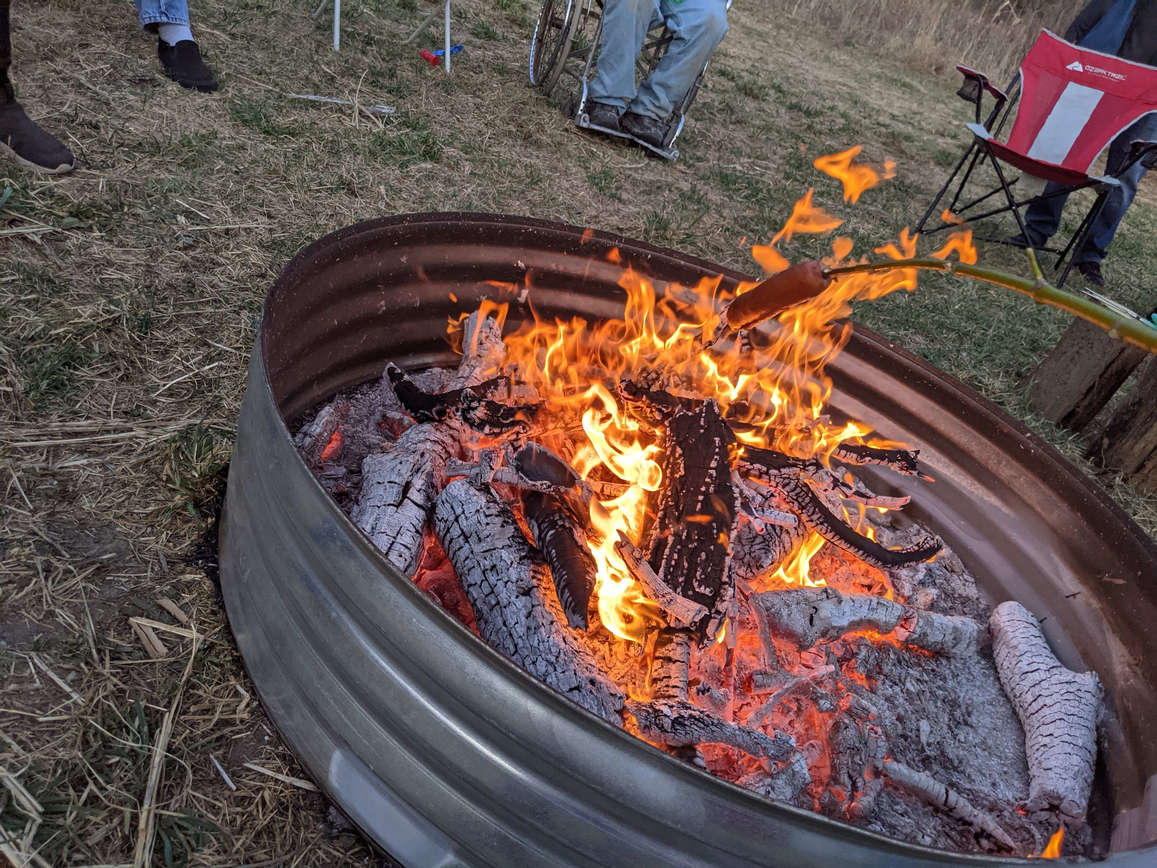 Nothing beats an evening with friends around a fire!
