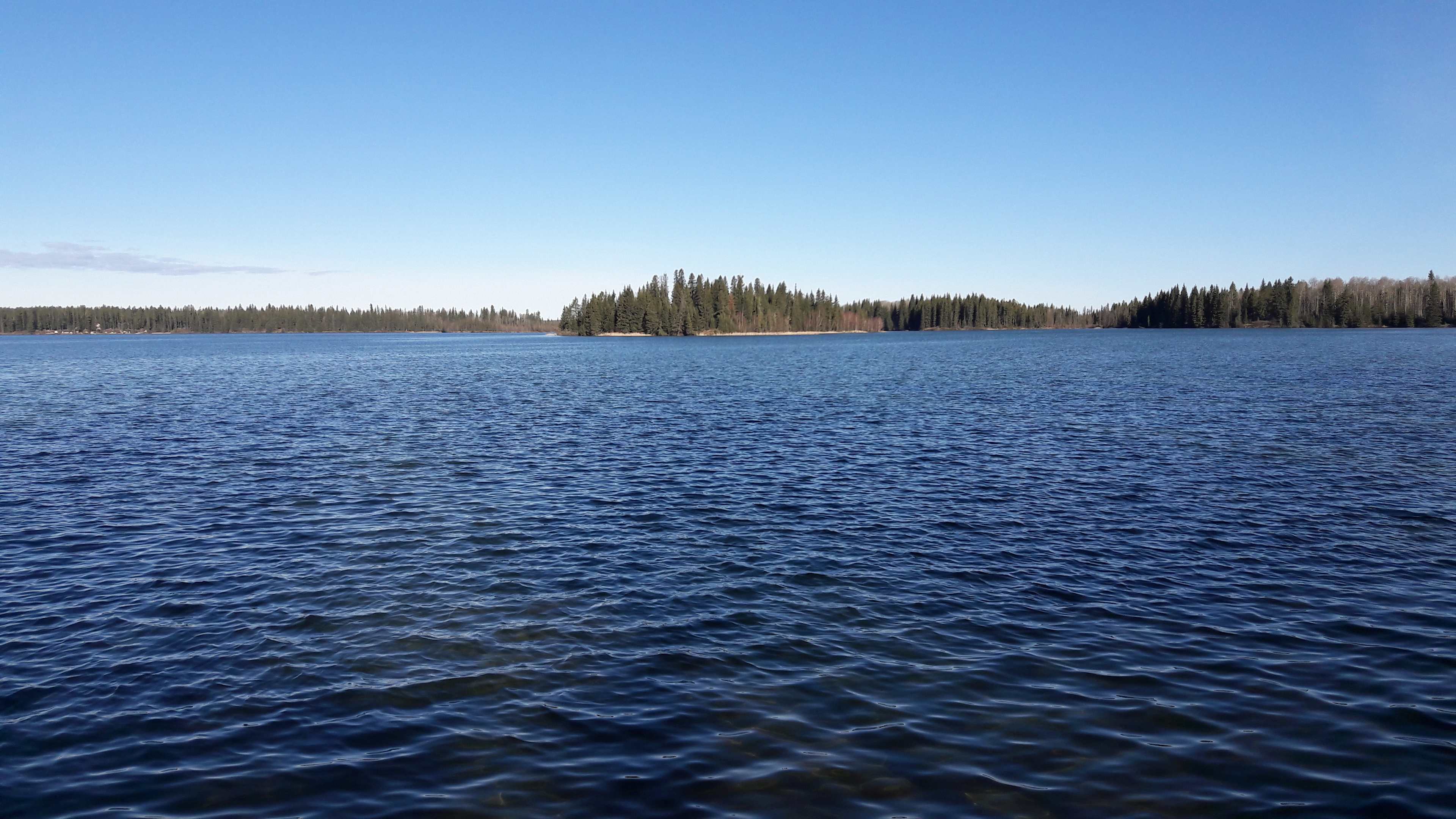 Crimson Lake Provincial Park