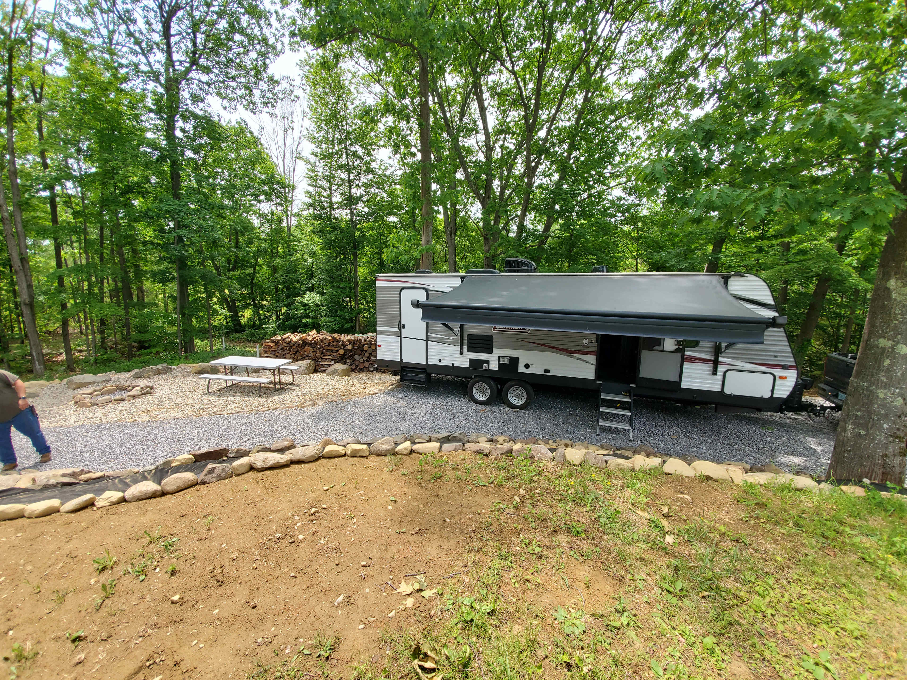 30' Travel Trailer - 1 bump out