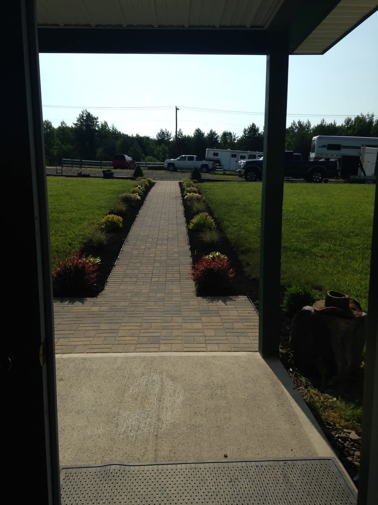 Big Easy Stables Tent and RV stays