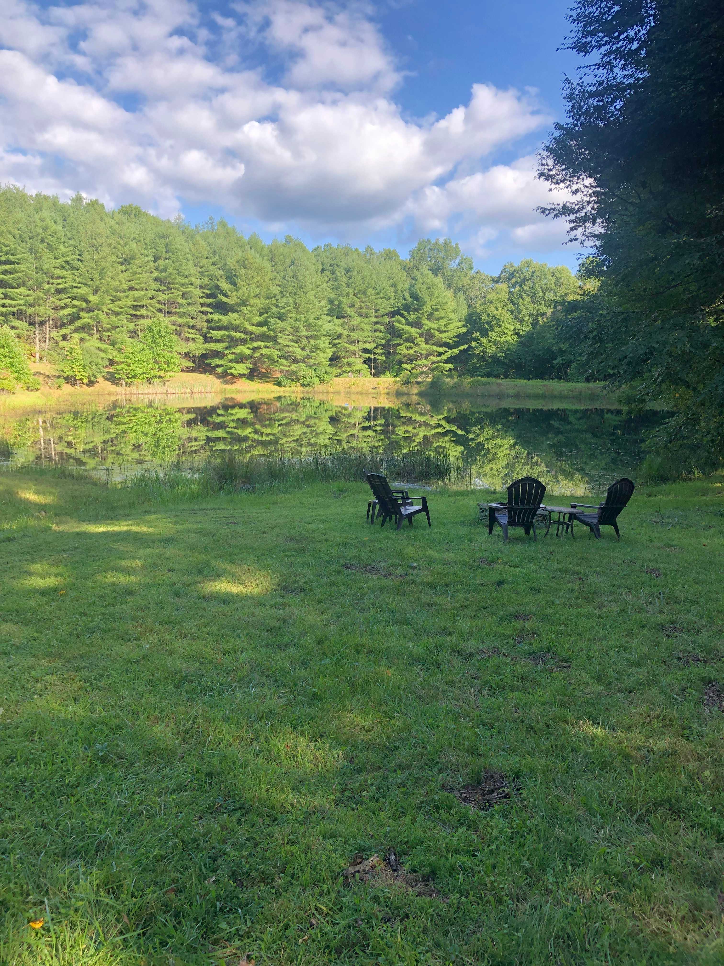 Just the most perfect spot by the pond!